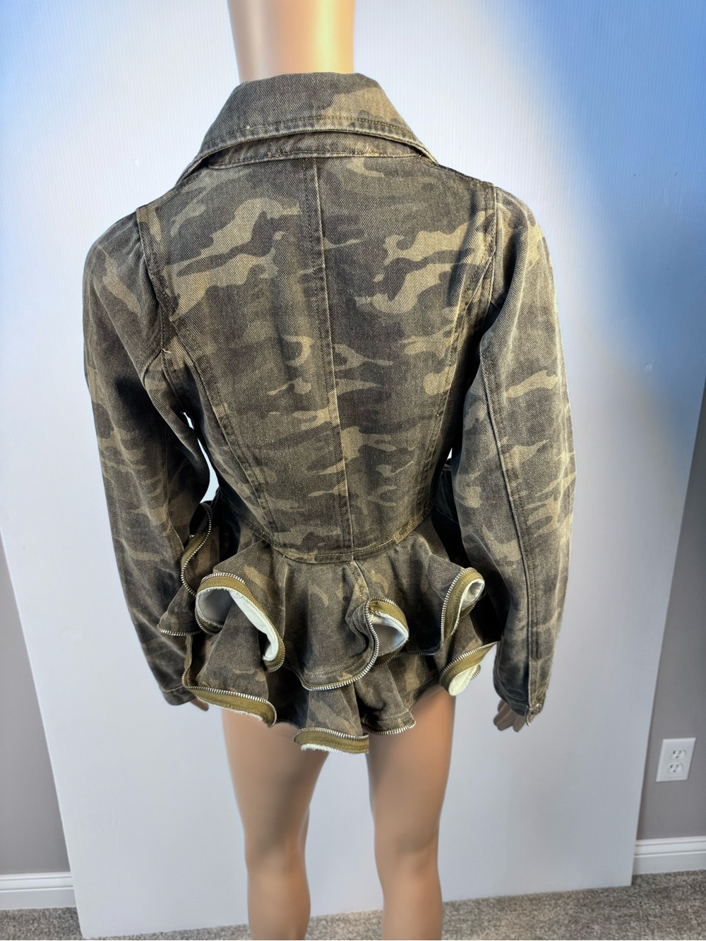 AKIRA Camo Denim Peplum Jacket Zip Ruffle Military Blazer - Picture 4 of 5